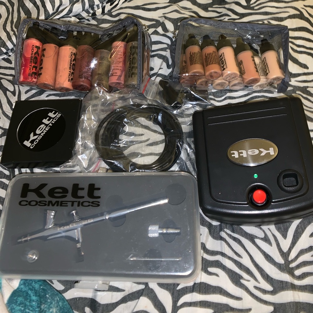 Kett cosmetics airbrush makeup kit ❤️